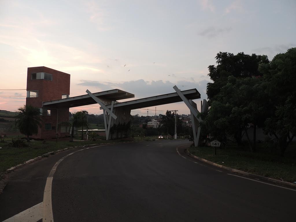 Agape Hotel Cesário Lange Exteriér fotografie